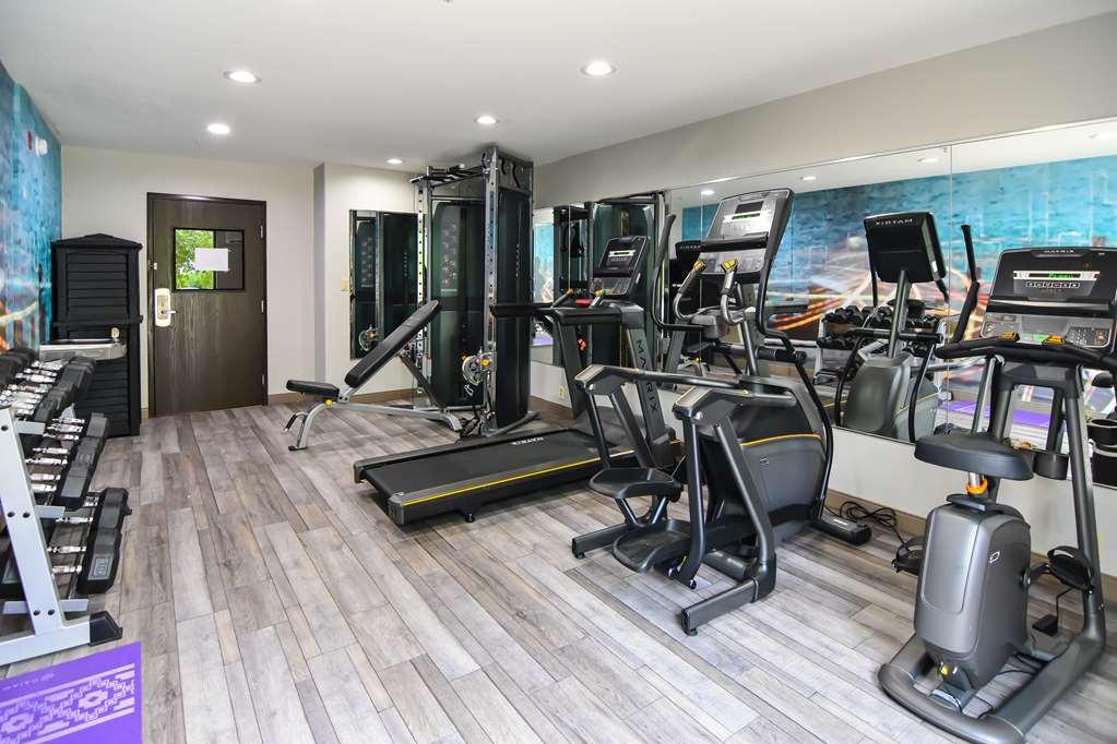 Best Western Plus Lafayette Hotel University Area Удобства фото