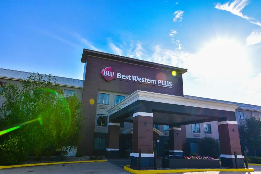 Best Western Plus Lafayette Hotel University Area Экстерьер фото