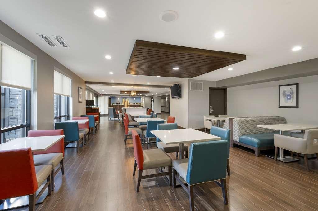 Best Western Plus Lafayette Hotel University Area Ресторан фото