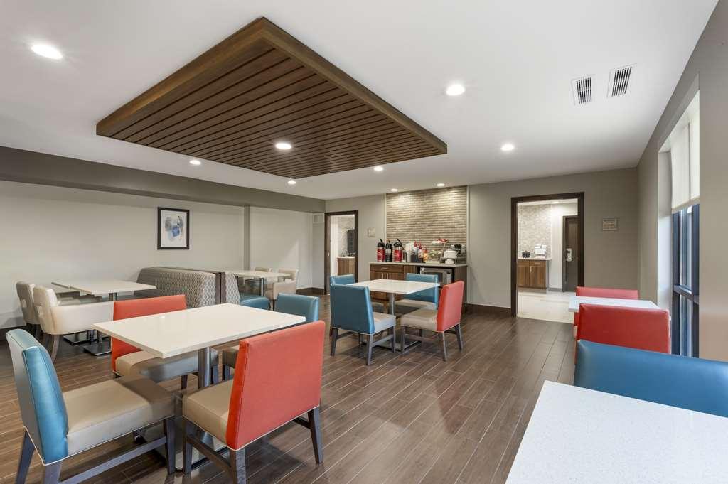 Best Western Plus Lafayette Hotel University Area Ресторан фото